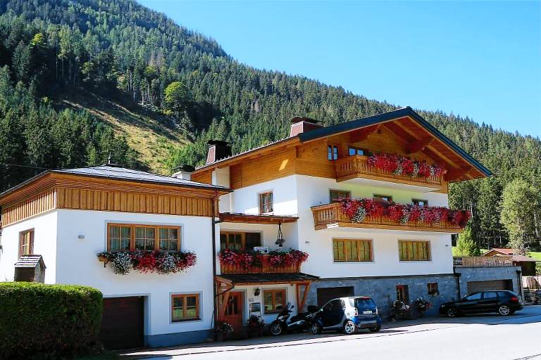 Apartma Flachauwinkl