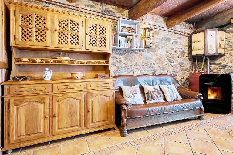 Holiday Home 'Casa Rural Cornatel' with Private Terrace and Balcony — photo 4