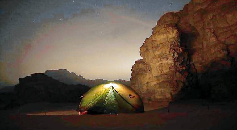 Mobile camping in the desert — photo 4
