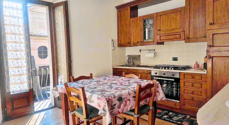 Apartment with 2 rooms for 4 persons — photo 4