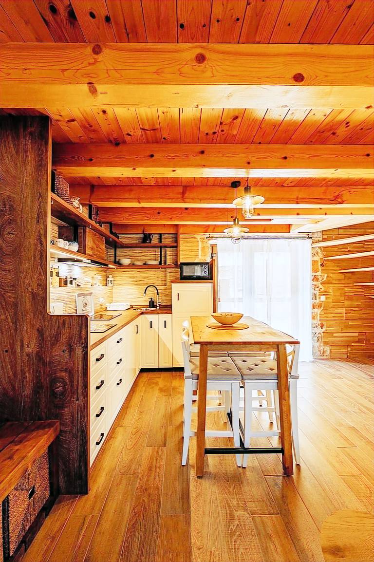 Charming vacation home with patio, pool & BBQ | Pets are welcome — photo 3
