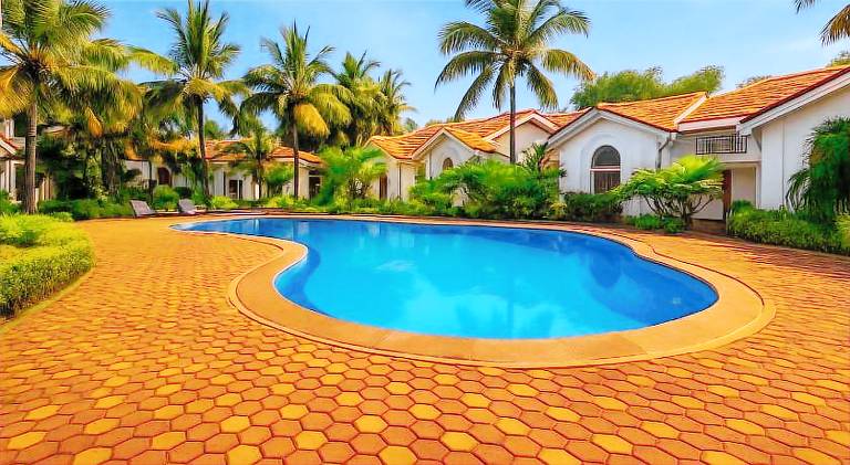 Family-oriented pleasant rental apartment with grill, pool & terrace | Dogs allowed — photo 2