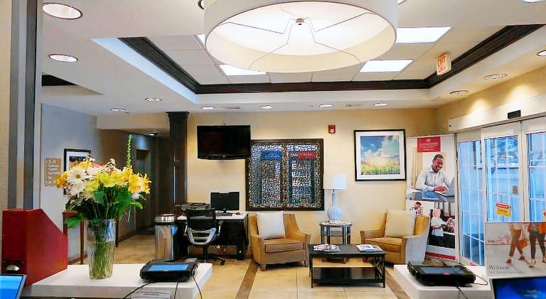 Candlewood Suites-West Springfield By IHG — photo 4