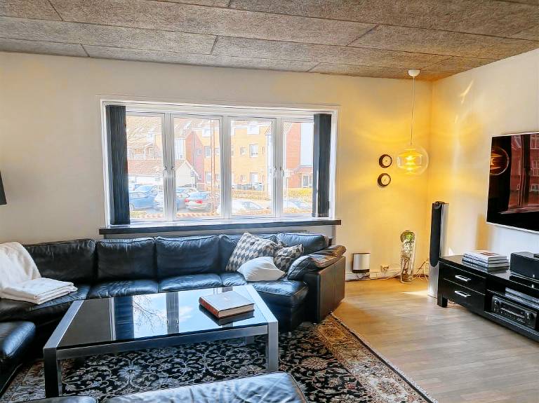 Garden Suite - 1BR - City Views - Walk to Everything in Esbjerg