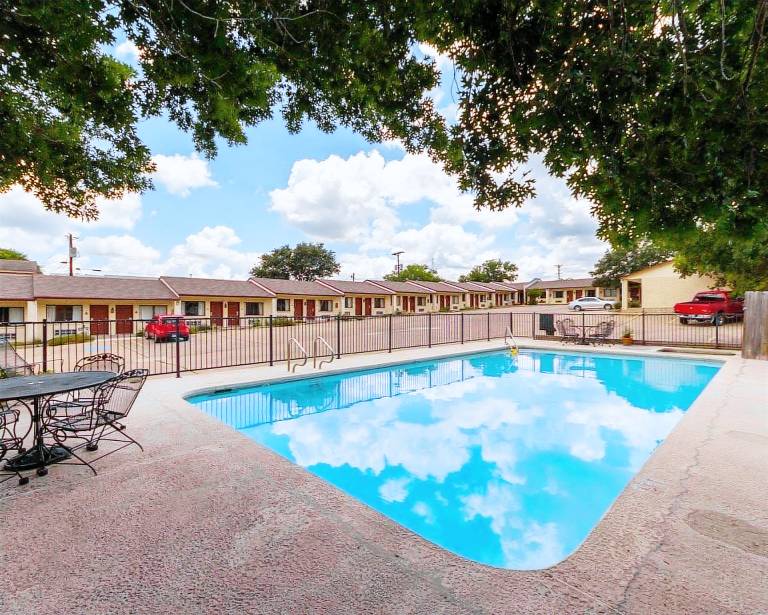 Econo Lodge Fredericksburg — photo 4