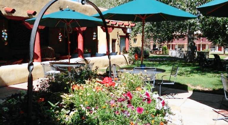 El Pueblo Lodge — photo 4
