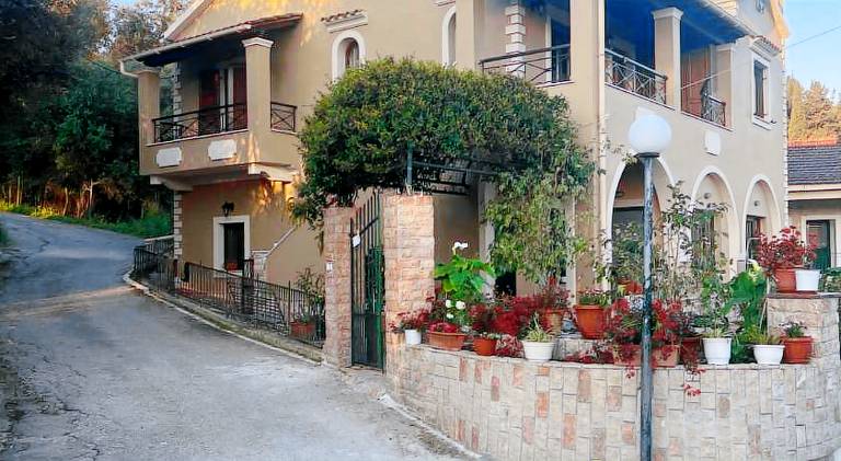 Villa with patio | Suitable for remote work in Corfu