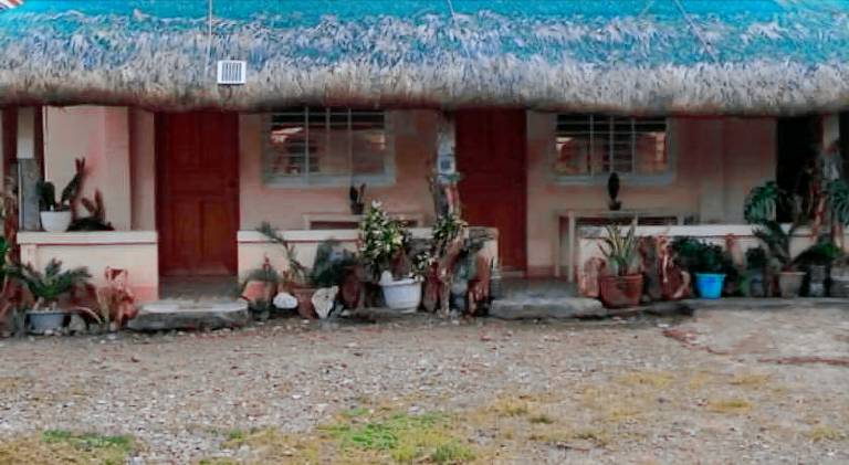 Buena Vistas Travellers Inn in Pagudpud