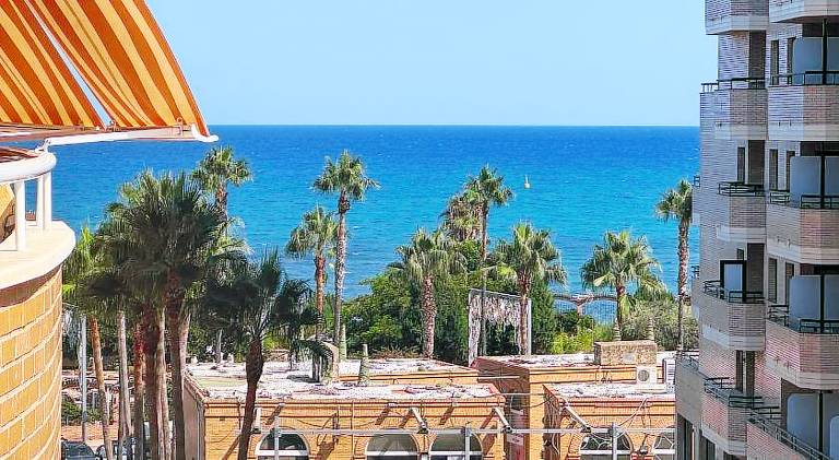 Apartment with pool in Oropesa del Mar