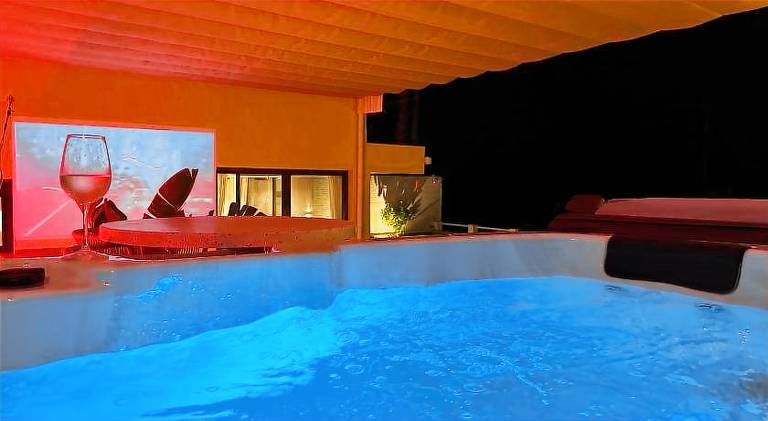 250sqm Garden Duplex with Jacuzzi, Sea View Cinema — photo 4