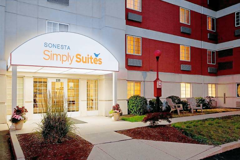 Sonesta Simply Suites Boston Braintree in Braintree, MA