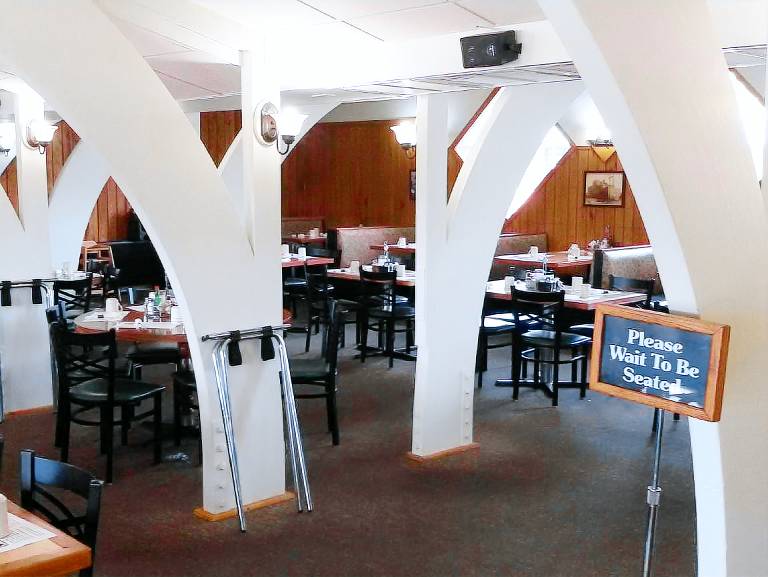Knights Inn — photo 3