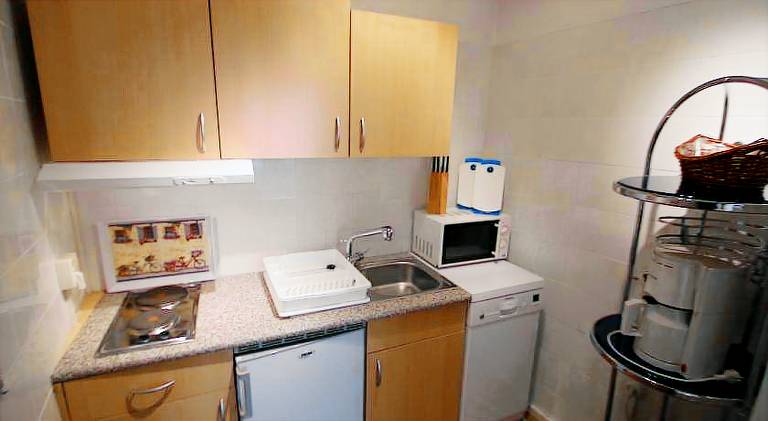 Apartment with 2 rooms for 6 persons — photo 4