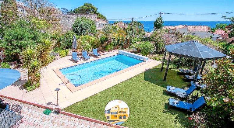 Villa with patio, private pool & grill | Suitable for remote work in Sète