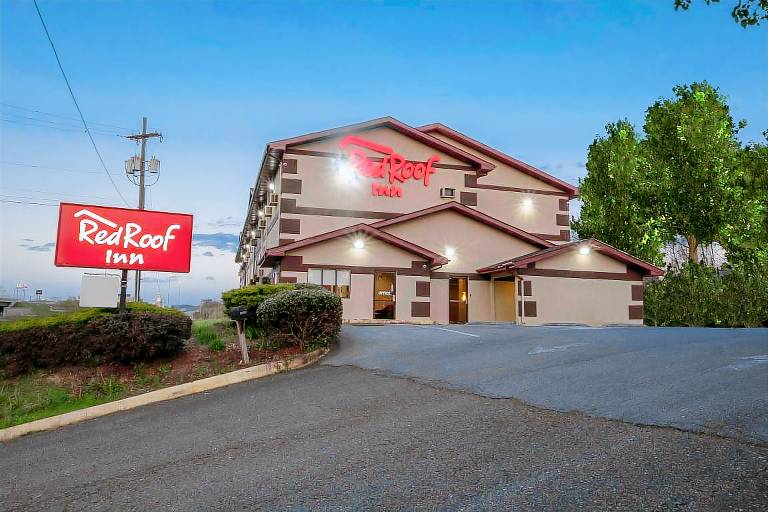 Red Roof Inn Bristol in Bristol, VA