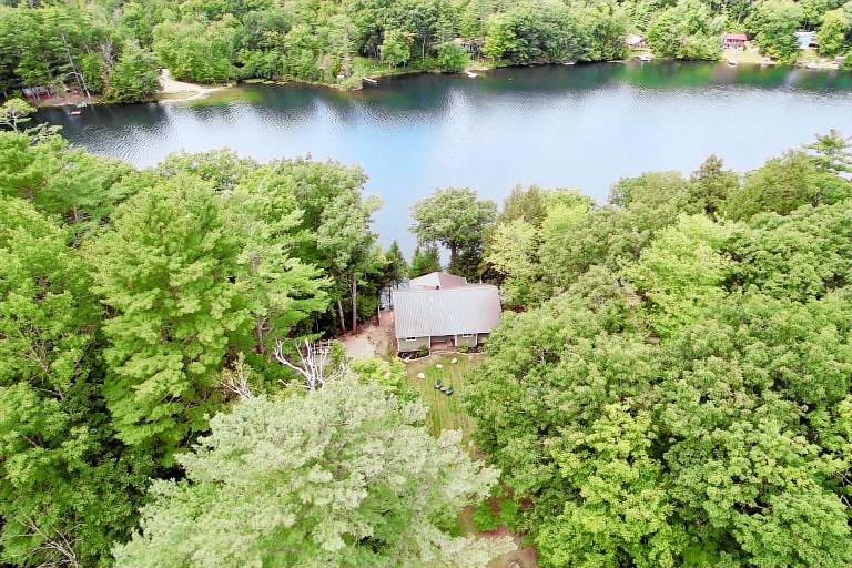 Lakeside Lodge at Fern Lake 3BR 1BA Waterfront w Dock