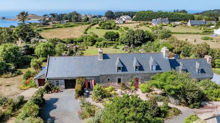 Maison de vacances Plougrescant