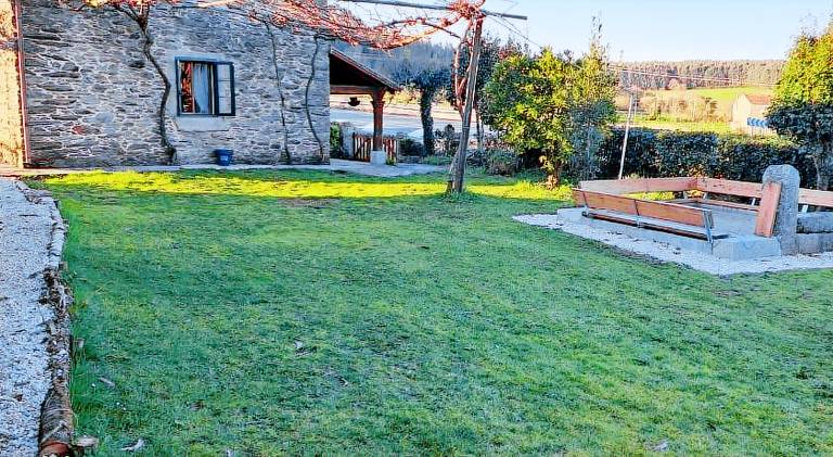 House with private pool, garden & terrace in Arzua