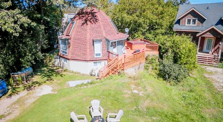 Vacation home with hot tub & sauna — photo 3