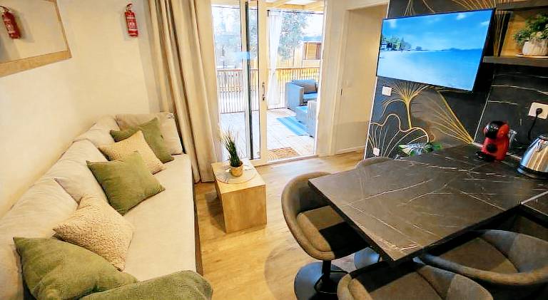 Summer Stay - Mobile Home — photo 2