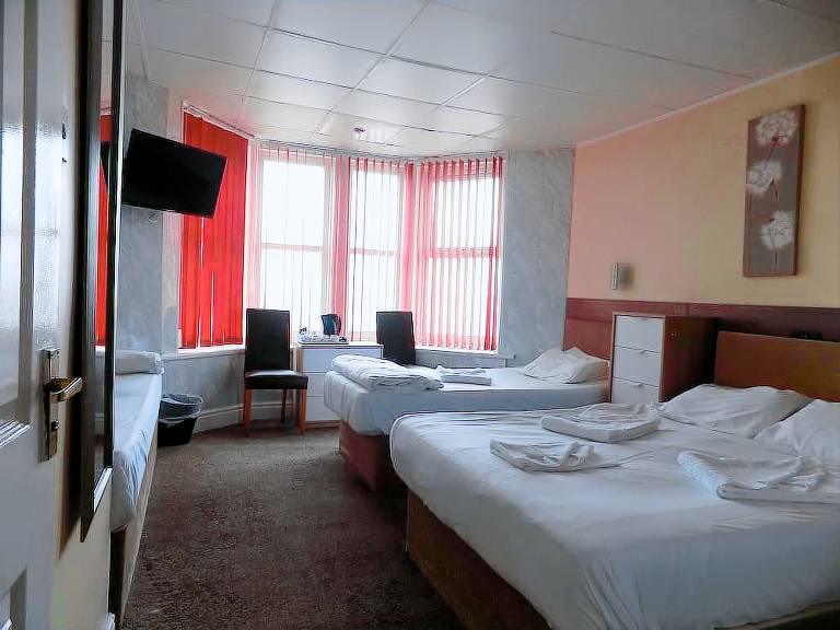 Bed & Breakfast  Blackpool