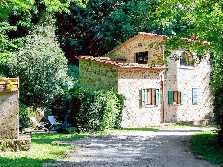 House  Tatti