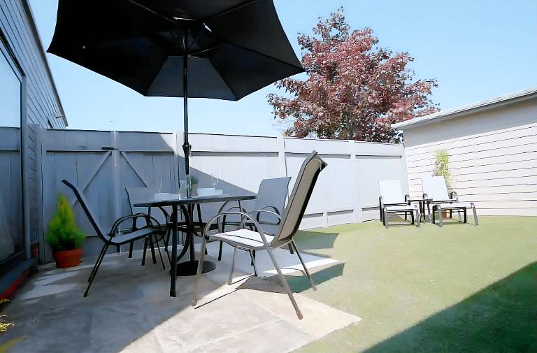 Vacation home with yard | Perfect for remote work — photo 5