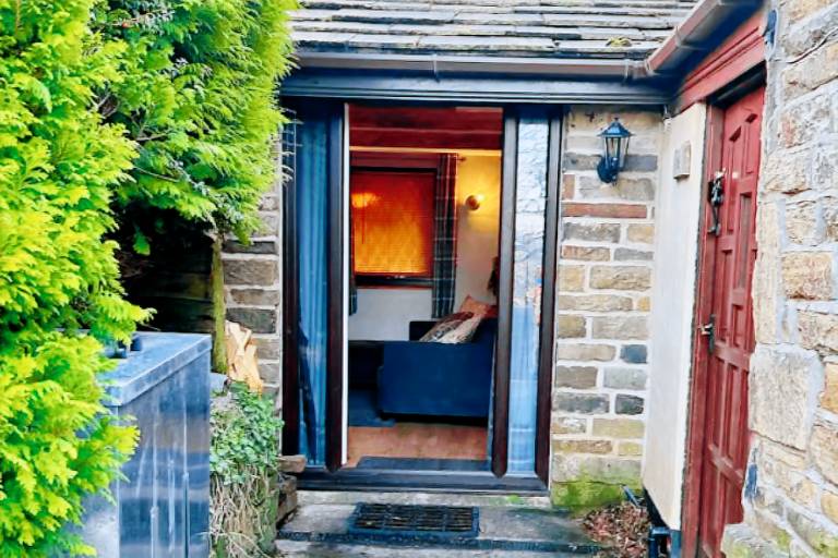 Cottage Bury