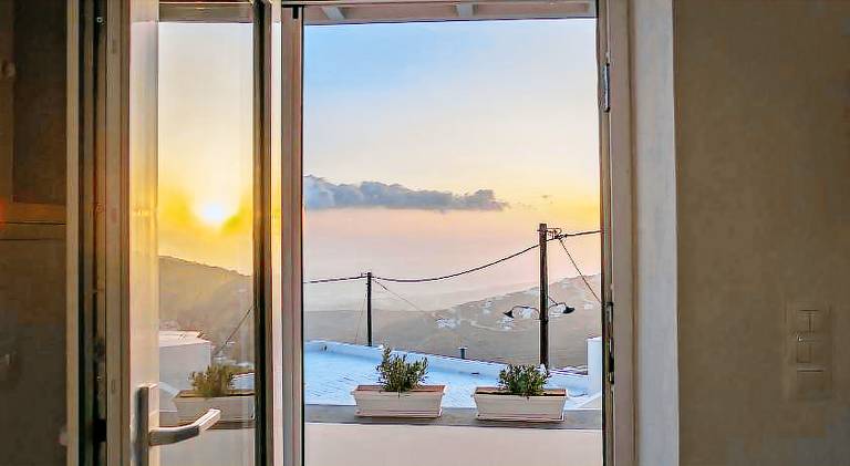 Vacation home with patio — photo 4