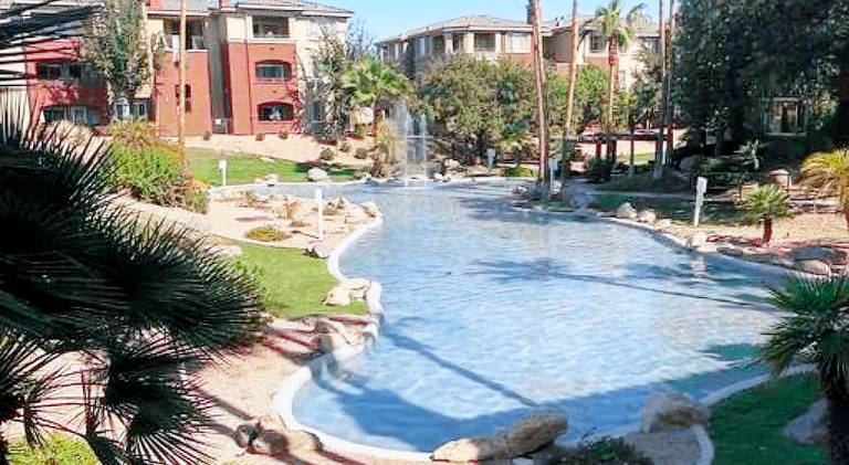 Cozy Condo in Gated Community with Pool by PHX Airport, Tempe, and Old Town — photo 3