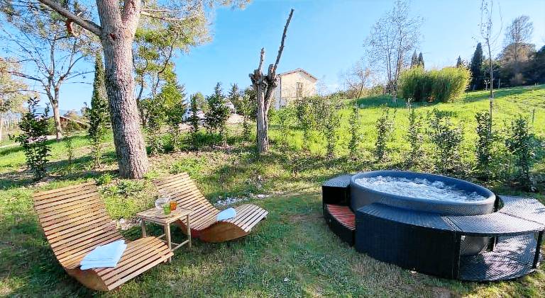 Tent with yard, terrace & private pool — photo 5