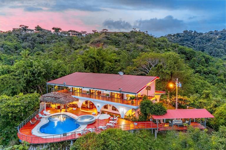 Villa  Playa Hermosa