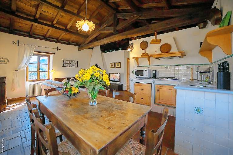 Agriturismo Ca' del Bosco- in Lunigiana vicino alle Cinque Terre: Appartamento Cipresso — photo 3