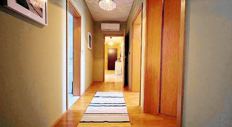 Rental apartment with 3 rooms for 6 persons — photo 4