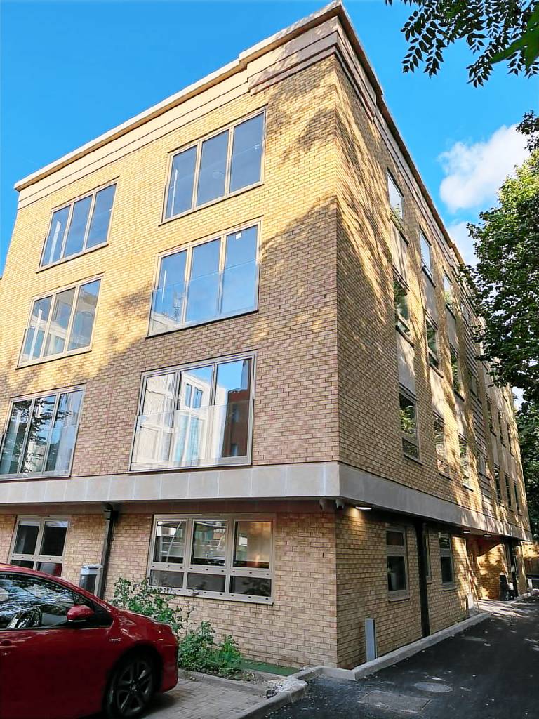 Apartment Slough