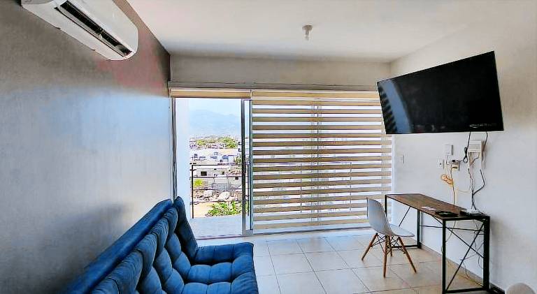 Loft 10 min from Oro &Holy Beach, Marina, Galerias — photo 2