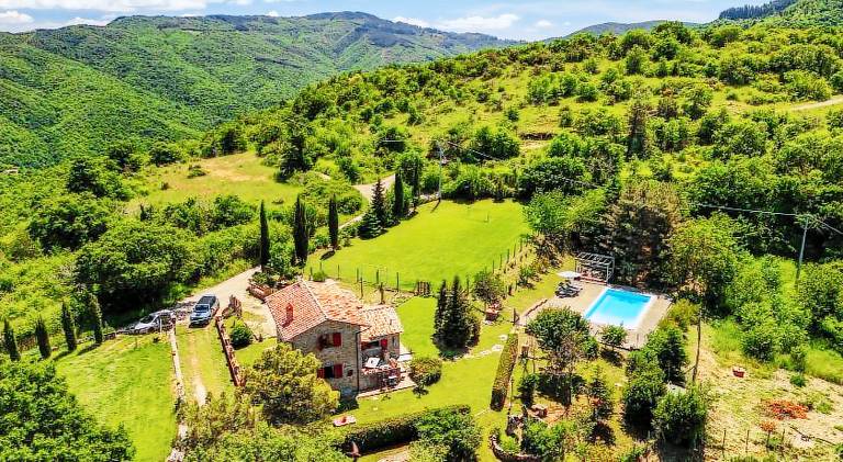 Villa with pool — photo 3