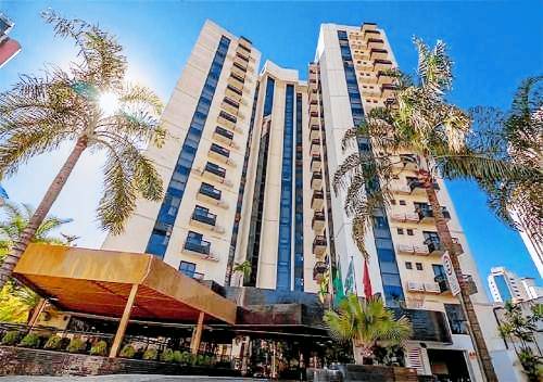 Serviced apartment with pool | Perfect for remote work in Goiânia