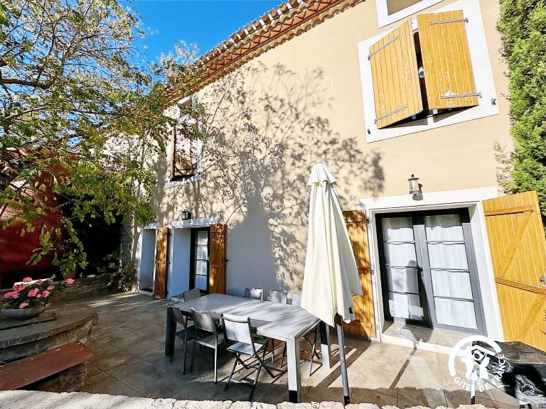 Gite with terrace & BBQ — photo 2