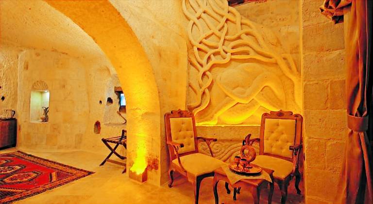 Phocas Cave Suites — photo 5