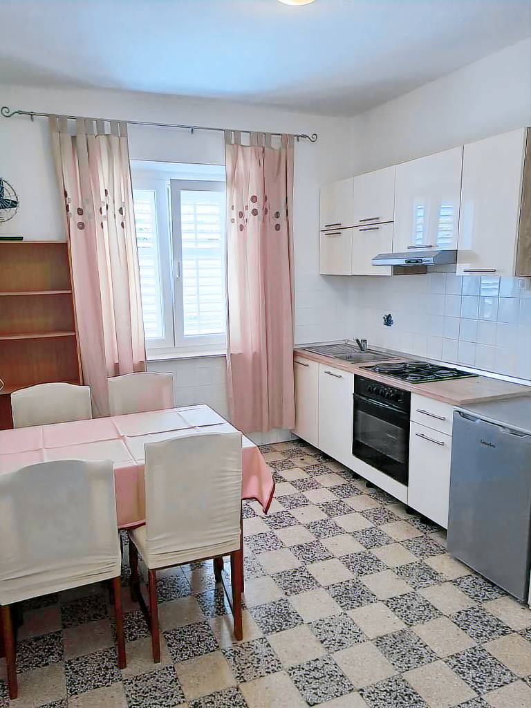 Three bedroom apartment with terrace and sea view Brela, Makarska (A-18495-b) — photo 2