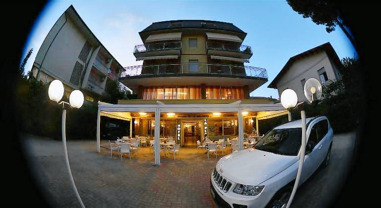 HOTEL LA PLAYA in Cesenatico