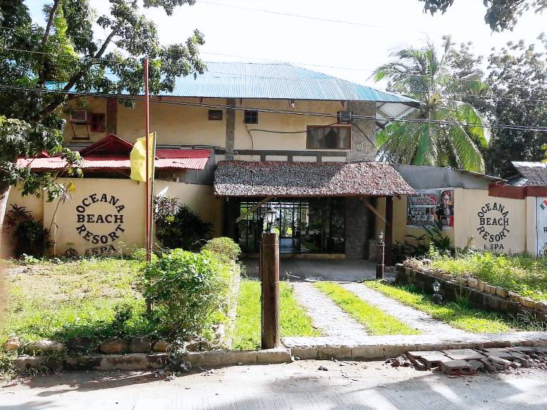 Oceana Hotel & Beach Resort in Puerto Galera