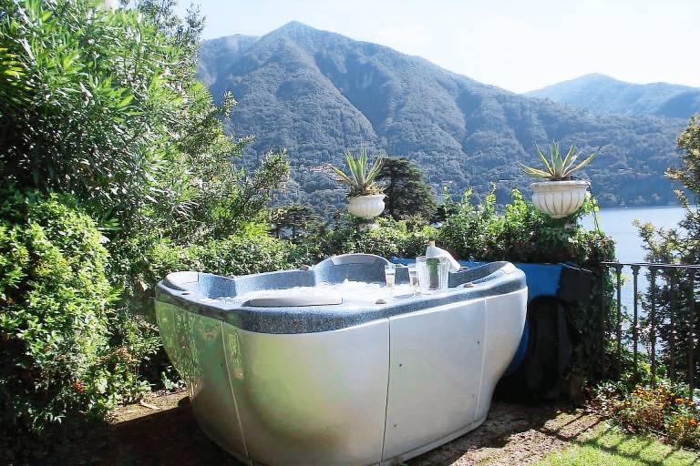 Casa vacanza Faggeto Lario