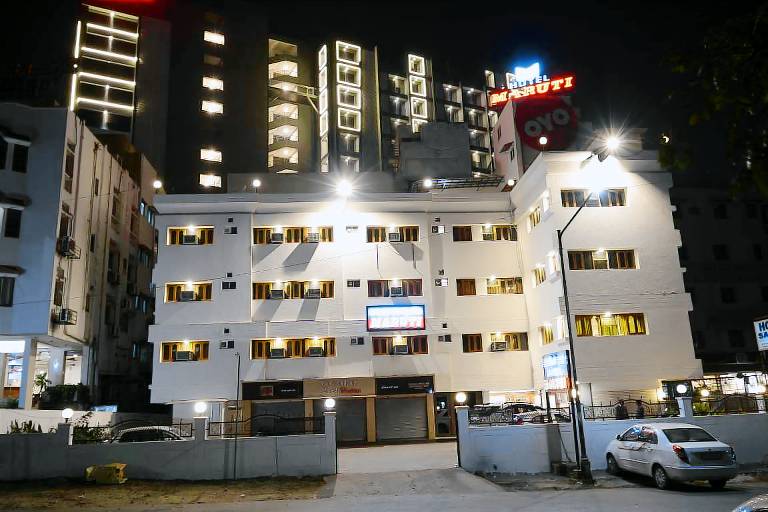 Hotel Maruti in Ahmedabad