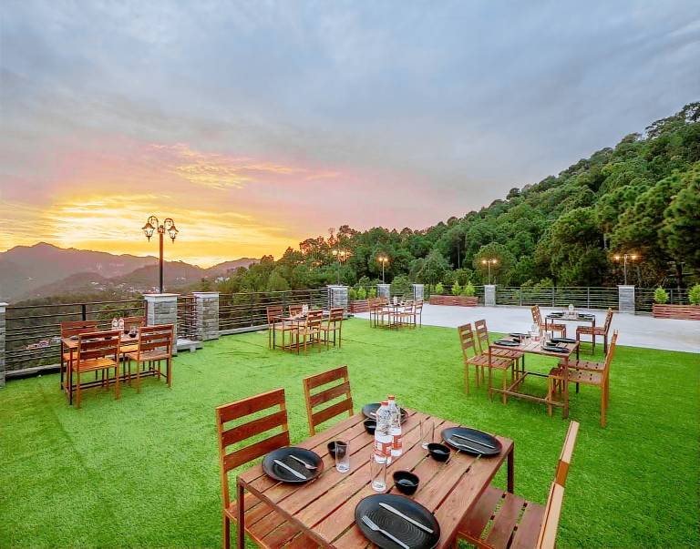 Lovely apartment with patio | Pet-friendly in Solan