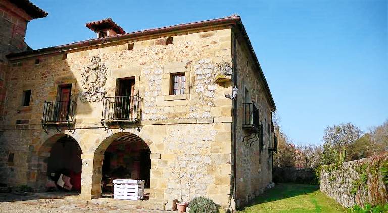 450 m&sup2; Villa