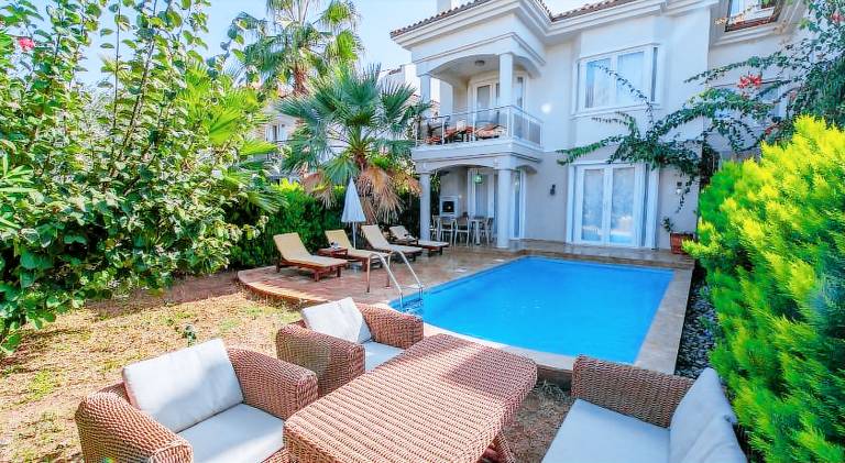 Villa with private pool, yard & patio in Fethiye