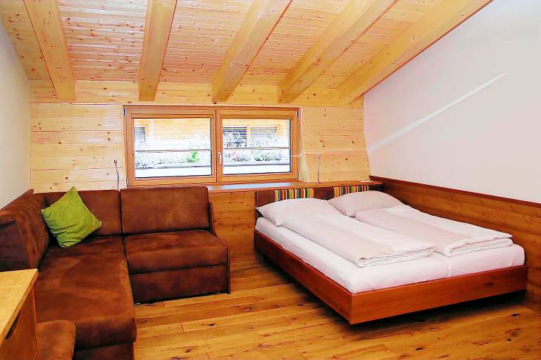 House with patio, pool & sauna — photo 5
