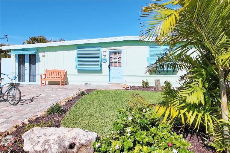 House Saint James City